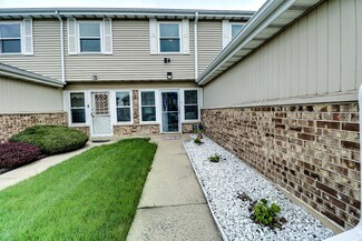 2638 E Martha Place, Chicago, IL 60633