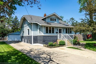 1888 Miner St, Des Plaines, IL 60016