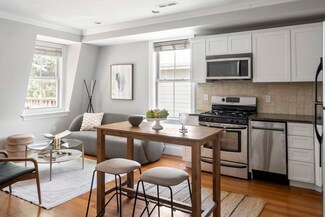 394 E 8th St Unit 3, Boston, MA 02127