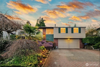 411 172nd Place NE, Bellevue, WA 98008