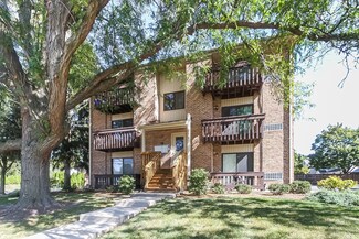 271 12th St Unit 7, Wheeling, IL 60090