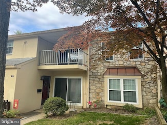 30 Old Forge Crossing Unit 30, Devon, PA 19333