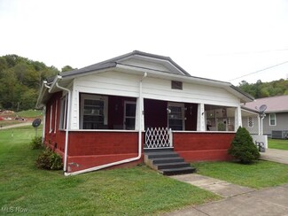 29 Roosevelt St, Reedy, WV 25270