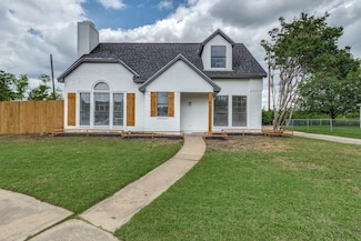 4144 O b Crowe Dr, Dallas, TX 75227