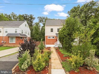 2257 Sweetbriar Dr, Alexandria, VA 22307