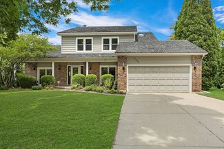 4292 Crabtree Ct, Gurnee, IL 60031