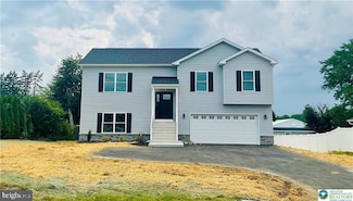 2827 Willow St, Coplay, PA 18037