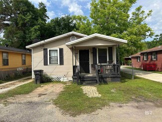 1015 W Main St, Mobile, AL 36610