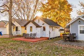 1727 E Lake St, Osakis, MN 56360