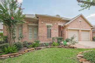 1814 Shadow Lake Dr, Sugar Land, TX 77479