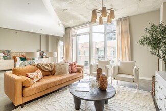600 12th Ave S Unit 804, Nashville, TN 37203
