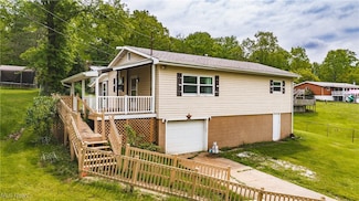 31 Timber Ln, Parkersburg, WV 26104