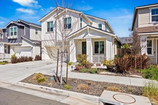 2755 Bella Cir, Santa Rosa, CA 95407