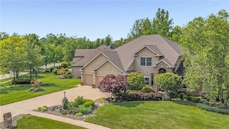 14751 Lancelot Ln E, North Royalton, OH 44133