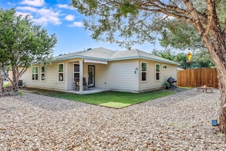 1901 Owens Ln, Leander, TX 78645