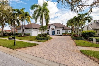 10213 Golden Eagle Dr, Largo, FL 33778