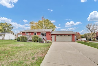 1175 Valley View Rd, Lake City, MN 55041