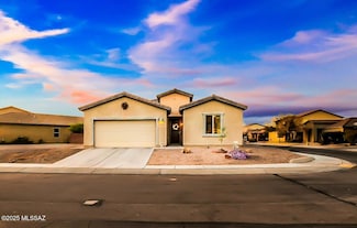 1135 E Lumberjack Trail, Sahuarita, AZ 85629