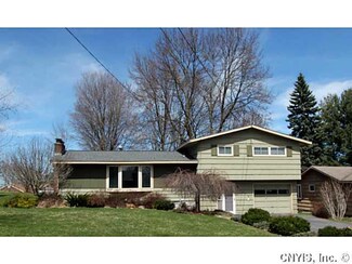 106 Robbins Ln, Syracuse, NY 13214