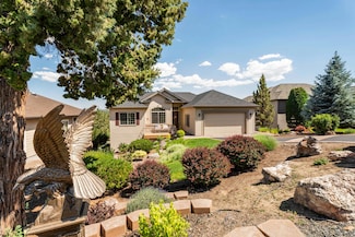 1036 Niagara Falls Dr, Redmond, OR 97756