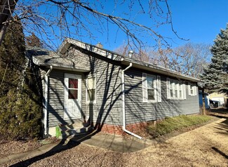 2907 5th Ave, Des Moines, IA 50313