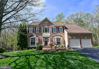 8604 Cross Oaks Ln, Fairfax Station, VA 22039