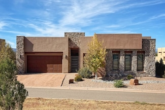 9 Camino Maravilla, Santa Fe, NM 87506