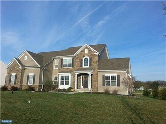 1828 Candlewyck Ln, Green Lane, PA 18054