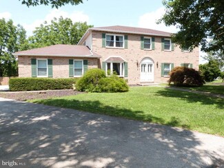 1115 Summit Ln, Oreland, PA 19075
