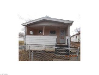 3165 W 70th St, Cleveland, OH 44102