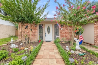 7214 Skylight Ln, Houston, TX 77095