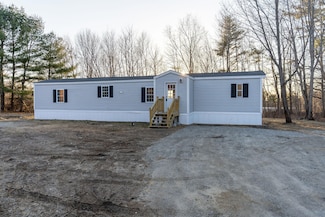 14 Mad Bull Dog Rd, Sabattus, ME 04280