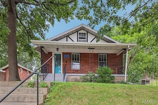 7426 Richmond Place, Saint Louis, MO 63143
