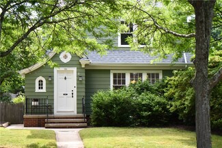 120 Gentian Ave, Providence, RI 02908