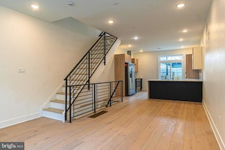 1408 S Taylor St, Philadelphia, PA 19146