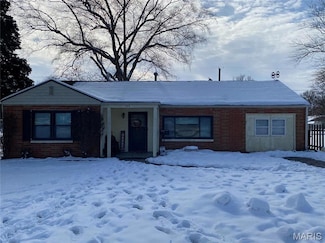 924 Durley St, Greenville, IL 62246