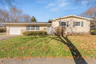 606 Edwards Ave, West Dundee, IL 60118