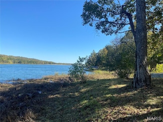 613 Devonshire Ln, Briarwood Estates, MO 63020