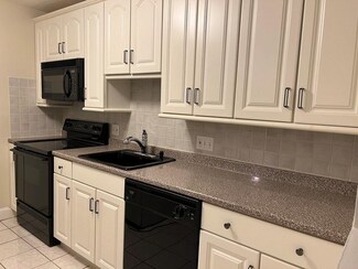 300 Governors Dr Unit 6, Winthrop, MA 02152