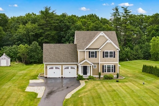 41 Jenkins Farm Rd, Chester, NH 03036
