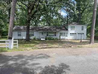 803 Oak Park Dr, Little Rock, AR 72204