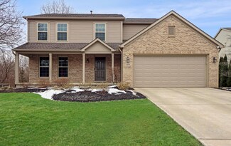 2438 Abbey Knoll Dr, Lewis Center, OH 43035