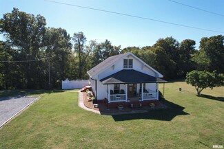 5038 Kommer Rd, Metropolis, IL 62960