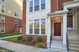 43587 Helmsdale Terrace, Chantilly, VA 20152
