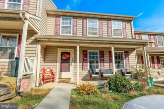 10 Park Ln, Lancaster, PA 17603