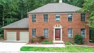 105 Quarterpath Ct, Jamestown, NC 27282