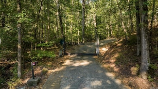 000 Foxridge Rd, Little Rock, AR 72223
