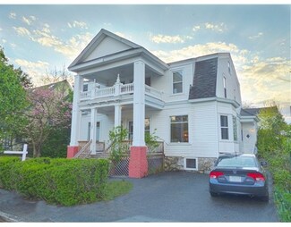 107 Coolidge St, Lawrence, MA 01843