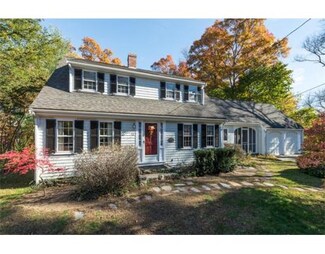 32 Lawson Rd, Scituate, MA 02066
