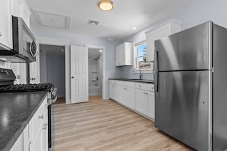 1199 Main St Unit 2nd floor, Branford, CT 06405
